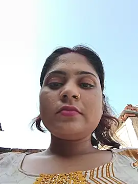 Snapshot of Aanushaka chatting on 06/08/26, 11:00 Aanushaka online show from 06/08/26, 11:00