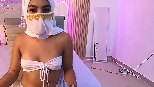 Snapshot of allyson_nahid chatting on 02/21/26, 12:51 allyson nahid online show from 02/21/26, 12:51