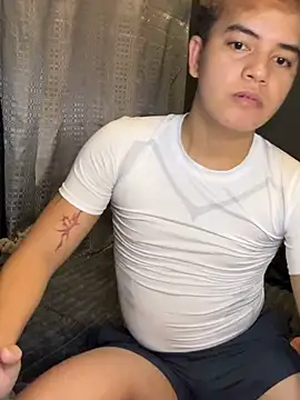 urbigcutienasio online show from 08/04/26, 04:33