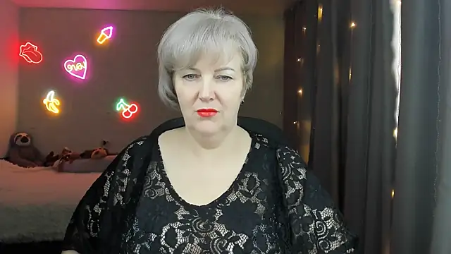 Mary-Leee online show from 04/21/26, 07:48