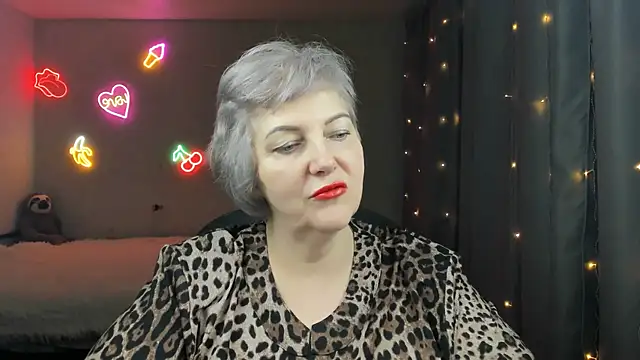 Mary-Leee online show from 03/14/26, 05:46