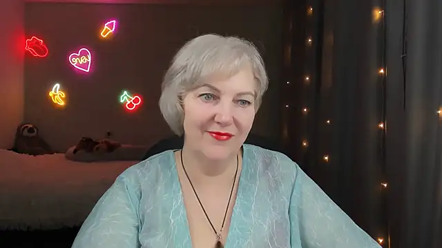 Mary-Leee online show from 04/09/26, 04:25