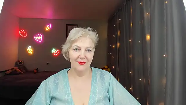 Mary-Leee online show from 05/29/26, 04:46