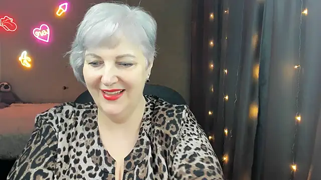 Mary-Leee online show from 03/08/26, 06:17