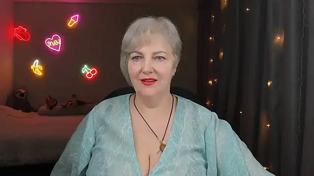 Mary-Leee online show from 04/03/26, 09:10