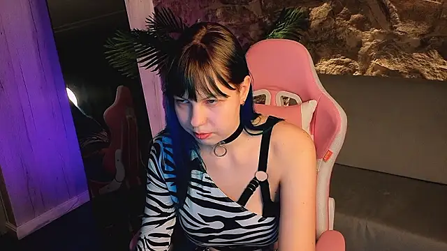 Snapshot of SofiaSterns chatting on 02/25/26, 08:47 SofiaSterns online show from 02/25/26, 08:47