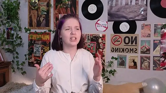 Snapshot of OllieLirette chatting on 03/02/26, 07:32 OllieLirette online show from 03/02/26, 07:32