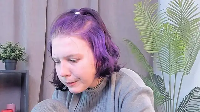 Snapshot of OllieLirette chatting on 02/26/26, 01:22 OllieLirette online show from 02/26/26, 01:22