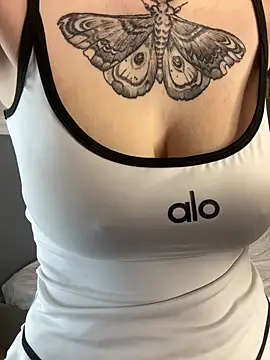 Wendy Berret online show from 04/05/26, 01:12