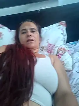 Lorenaluna online show from 04/17/26, 02:53