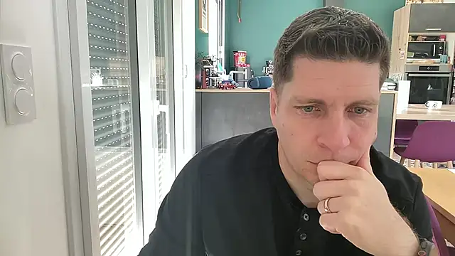 Minmoi1984 online show from 03/31/26, 08:49