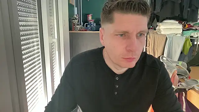 Minmoi1984 online show from 03/19/26, 10:04