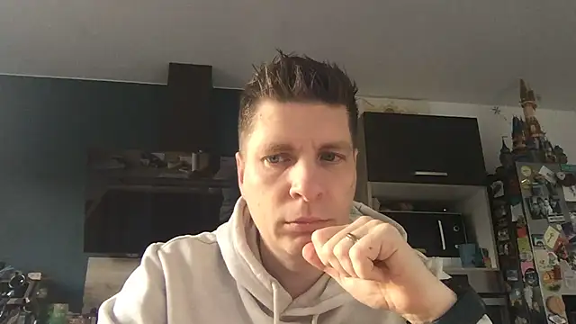 Minmoi1984 online show from 02/24/26, 07:42