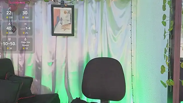 LeanaMaturee online show from 03/28/26, 12:06