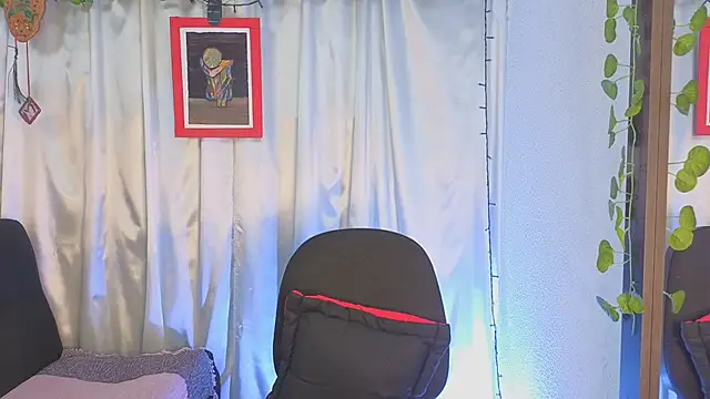 LeanaMaturee online show from 04/13/26, 12:31