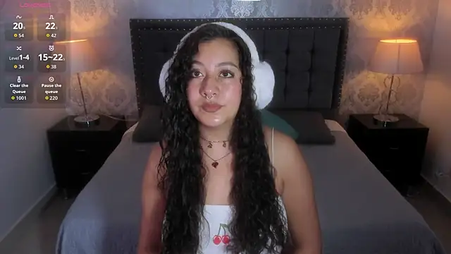 Snapshot of paulys_ chatting on 02/24/26, 11:22 paulys online show from 02/24/26, 11:22