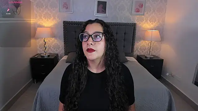 Snapshot of paulys_ chatting on 02/25/26, 11:32 paulys online show from 02/25/26, 11:32