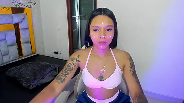 miiaboss  online show from 04/11/26, 11:14