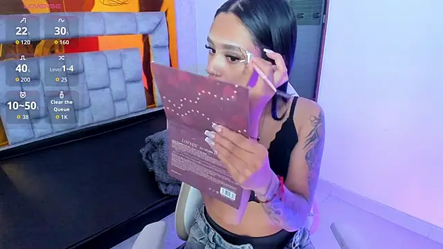 miiaboss  online show from 04/07/26, 11:23