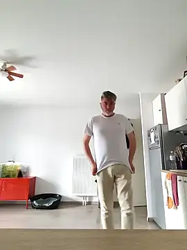 eruzam59000 online show from 04/01/26, 02:25