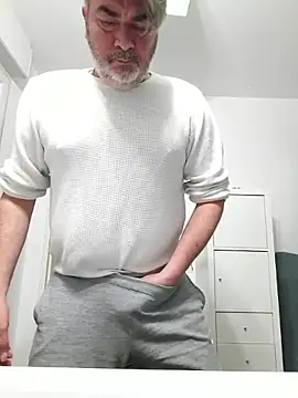 eruzam59000 online show from 03/12/26, 08:13