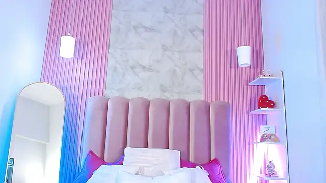 ArianaRougee online show from 05/02/26, 11:59