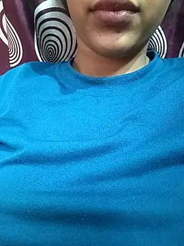 Snapshot of Sakshiverma chatting on 03/30/26, 09:44 Sakshiverma online show from 03/30/26, 09:44