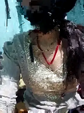 Snapshot of Sakshiverma chatting on 03/22/26, 04:41 Sakshiverma online show from 03/22/26, 04:41