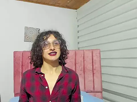 Maverick angel online show from 04/21/26, 04:35