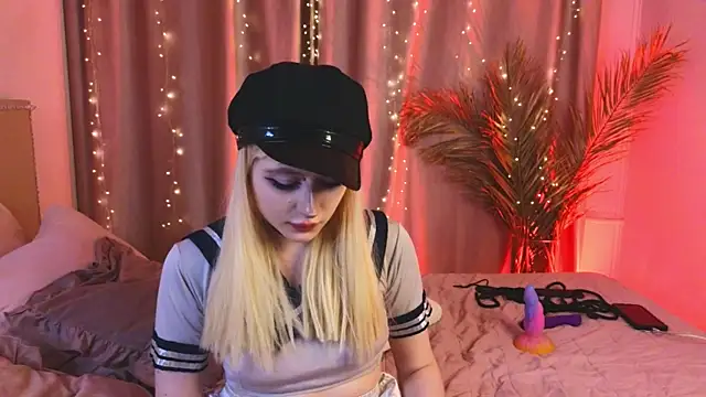 rraffaellka online show from 04/11/26, 09:29