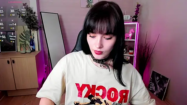 Snapshot of demetra__ chatting on 03/28/26, 08:15 demetra online show from 03/28/26, 08:15