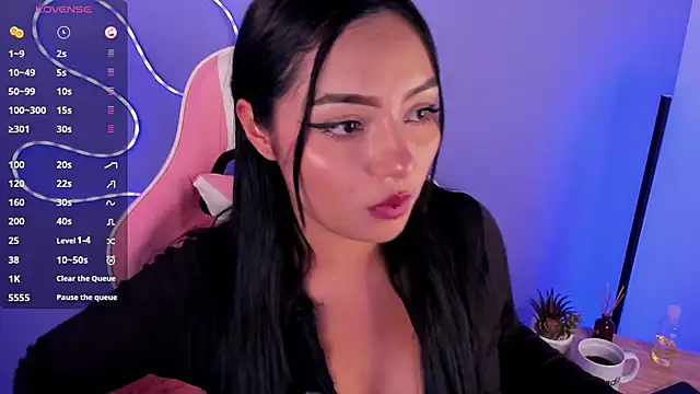 NinaAngel6 online show from 05/26/26, 04:43