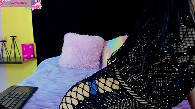 AndreaSilva  online show from 04/01/26, 04:04