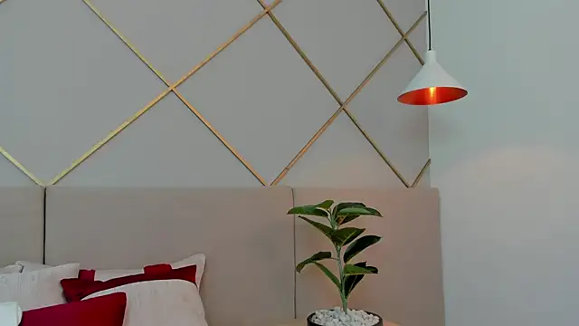 AnnyVega   online show from 05/01/26, 07:52