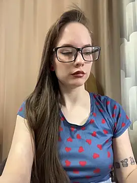 Snapshot of DivaAurumX chatting on 02/23/26, 11:33 DivaAurumX online show from 02/23/26, 11:33