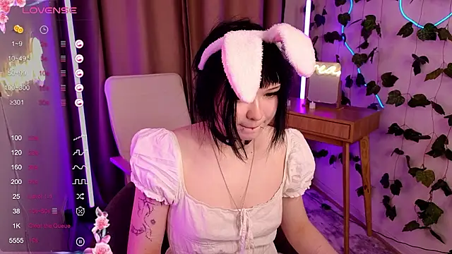 myawka1 online show from 03/02/26, 10:17