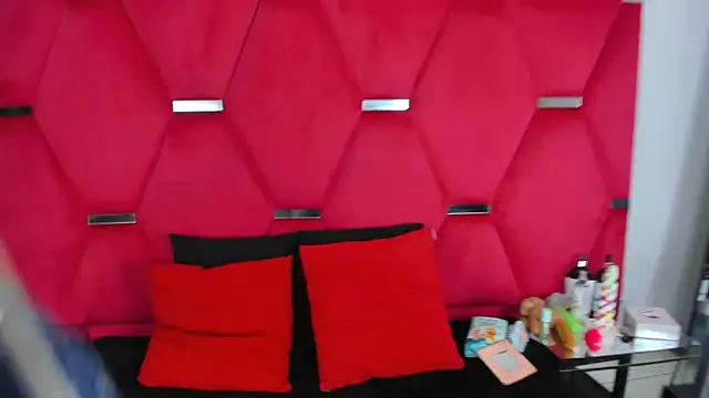 Alicee Grey online show from 04/20/26, 02:18