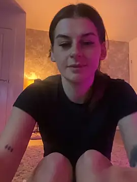 Snapshot of Alicemaexx chatting on 03/01/26, 11:16 Alicemaexx online show from 03/01/26, 11:16