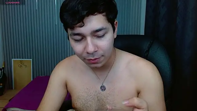 Julian Smith21 online show from 04/13/26, 11:53