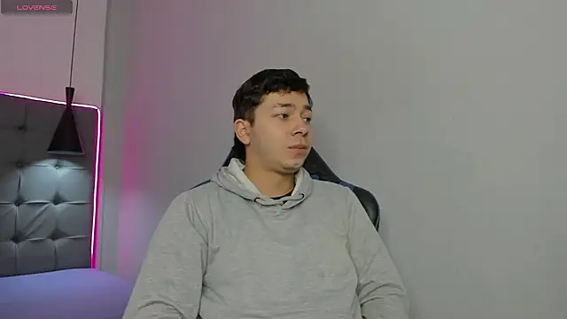 Julian Smith21 online show from 03/03/26, 12:34