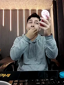 Julian Smith21 online show from 03/20/26, 11:55