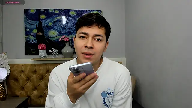 Snapshot of Julian_Smith21 chatting on 07/19/26, 03:37 Julian Smith21 online show from 07/19/26, 03:37