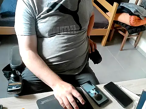 pozitiva000 online show from 04/12/26, 02:53