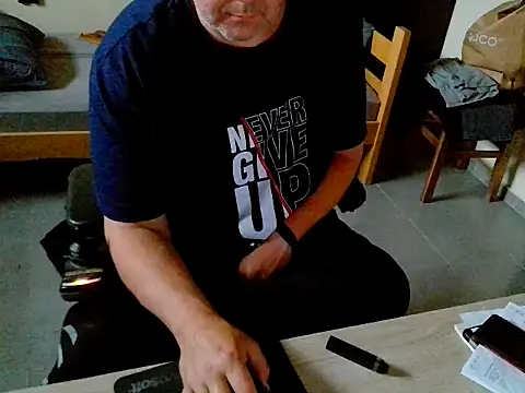pozitiva000 online show from 05/24/26, 01:55