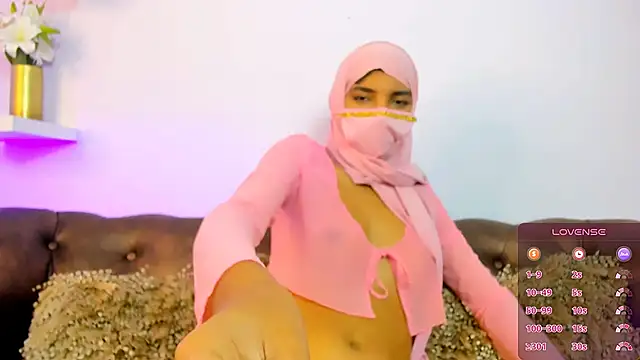 Natashax  online show from 04/06/26, 07:48