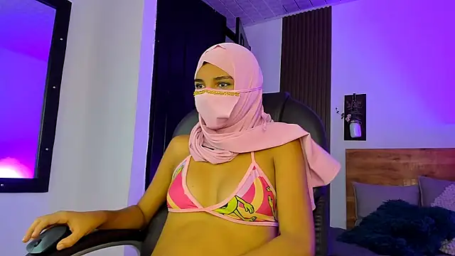 Natashax  online show from 04/08/26, 08:10