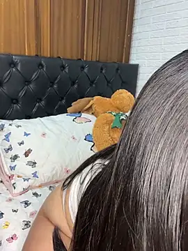 Ivonneadams online show from 03/25/26, 02:44
