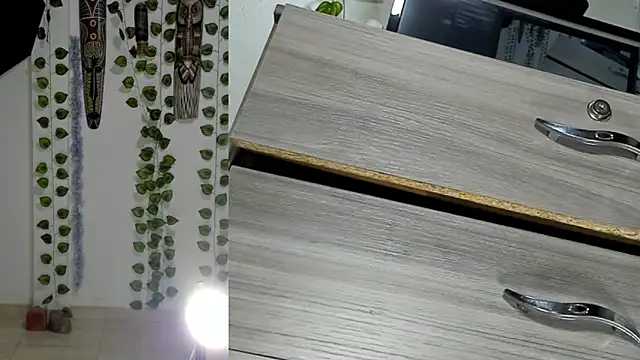 bella  funny online show from 05/29/26, 06:36