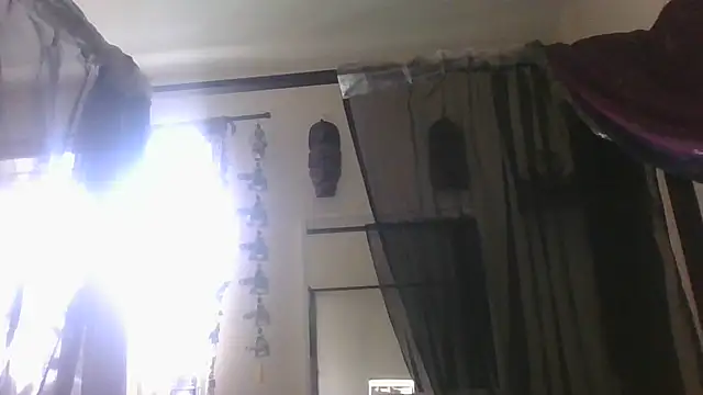 Miss seraphine online show from 03/01/26, 04:07