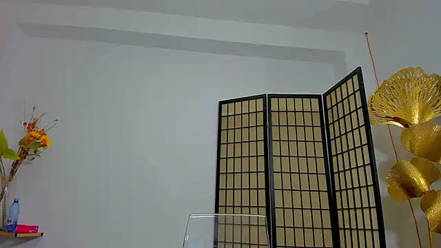 MiaNoirr online show from 04/01/26, 07:33